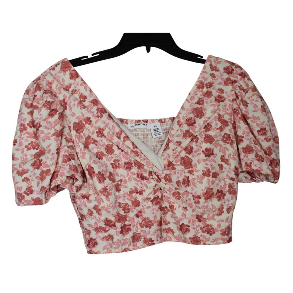 Midnight Sky NWT Womens Medium‎ Floral Mini Crop Top V Neck Stretchy Back